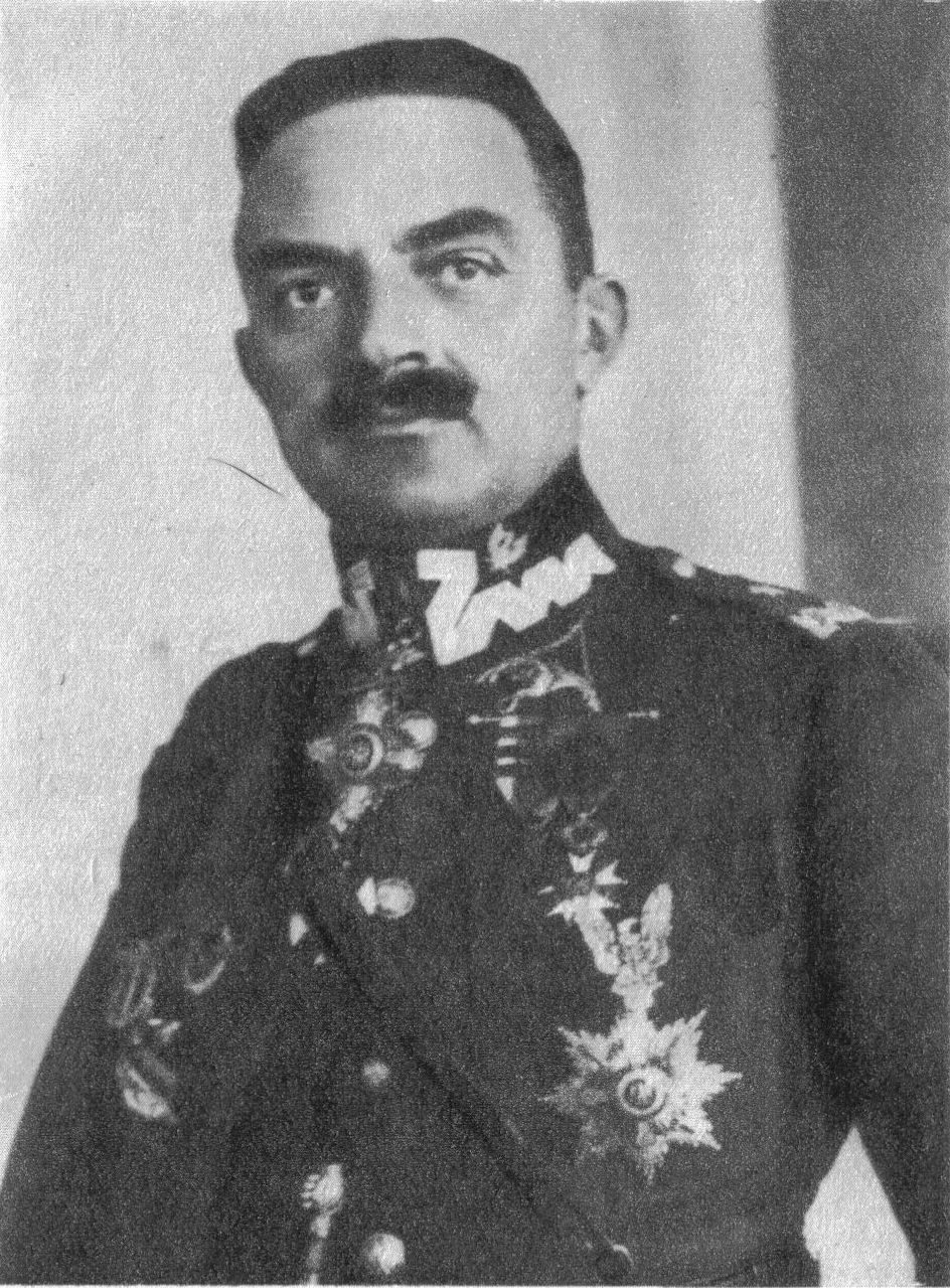 General Włodzimierz Zagórski in uniform, about 1925